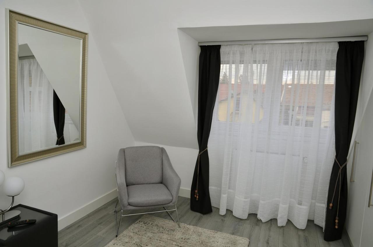 Ferienwohnung Bence Castle House Erlau Exterior foto