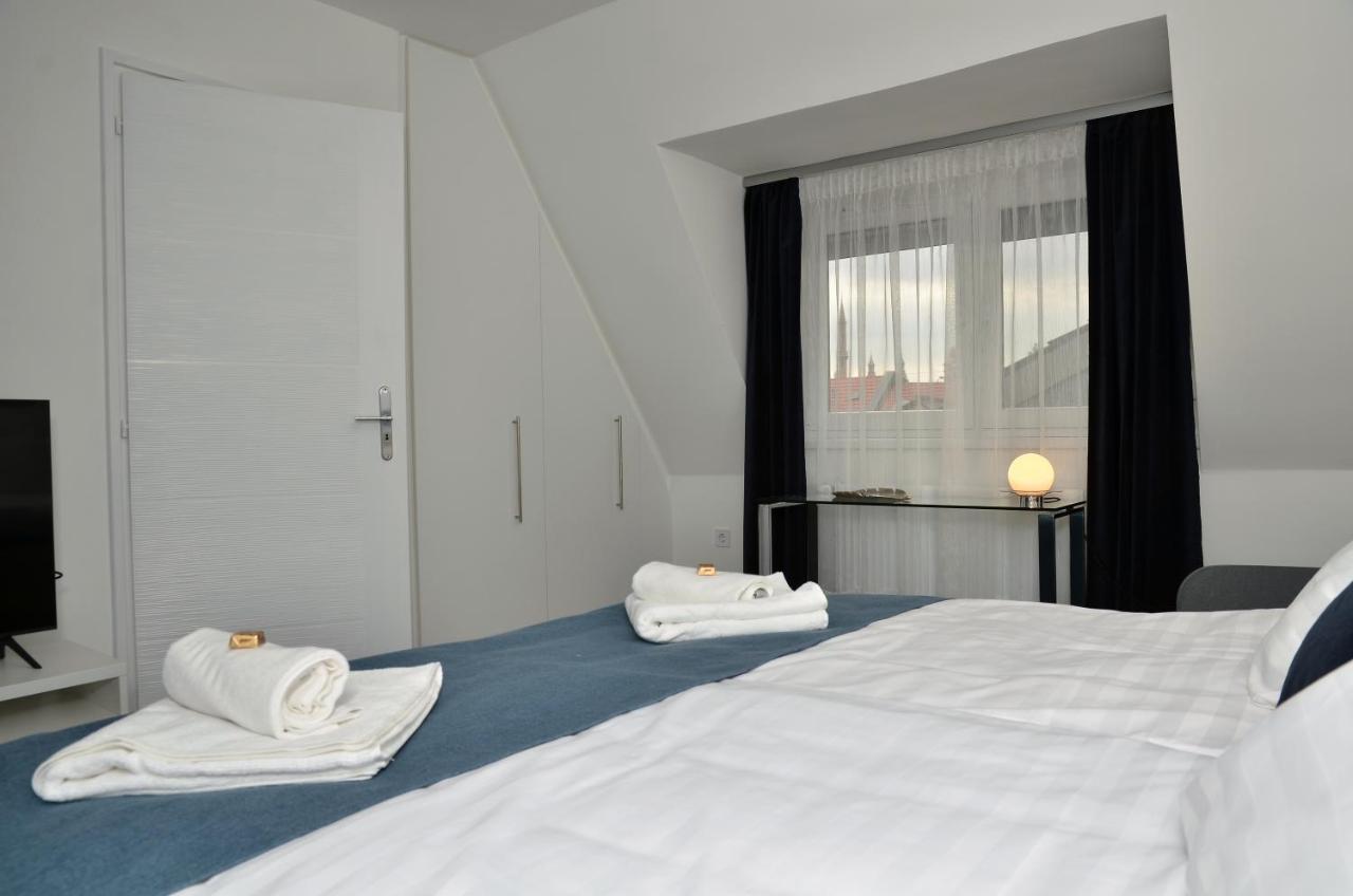 Ferienwohnung Bence Castle House Erlau Exterior foto